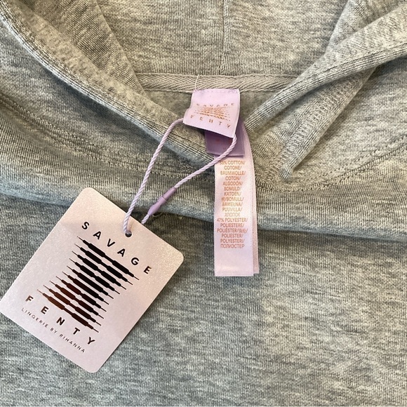 NWT Savage x Fenty Xssential Crop Hoodie Pullover Embroidered Logo Grey Sz 8-10 - Picture 11 of 12